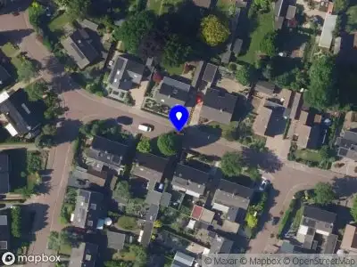 Brandweer met gepaste spoed naar de Achterstraat in Putten vanwege een buitenbrand