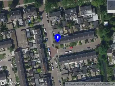 Ambulance met grote spoed naar de Acaciastraat in Dordrecht