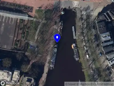 Brandweer met gepaste spoed naar de Sluiskade in Groningen vanwege een buitenbrand