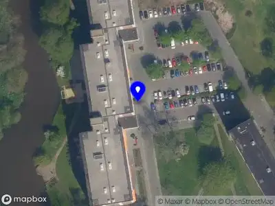 Ambulance met grote spoed naar de Kelloggplaats in Rotterdam
