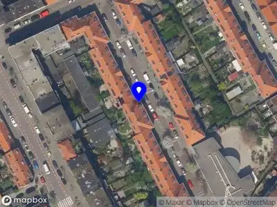 Ambulance met grote spoed naar de Anthonie Muysstraat in Schiedam