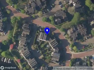 Ambulance met gepaste spoed naar de Aletta Jacobslaan in Leiden