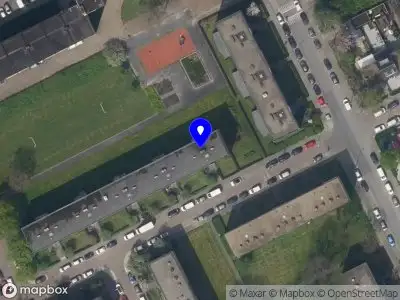 Ambulance met grote spoed naar de Wilbertoord in Rotterdam