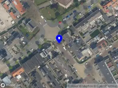 Ambulance met grote spoed naar de Abel Tasmanstraat in Maasdijk