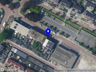 Traumahelikopter met grote spoed naar de Kerkenland in Elburg