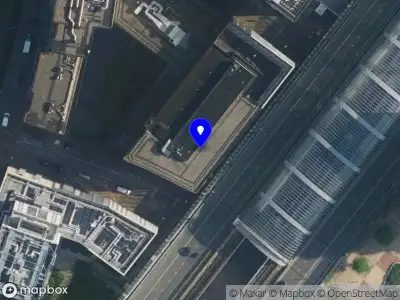 Ambulance met grote spoed naar de Gare du Nord in Amsterdam