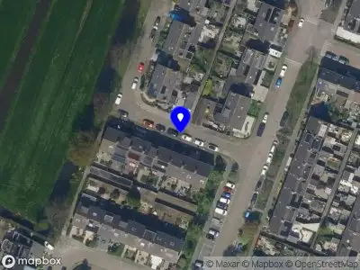 Ambulance met gepaste spoed naar de Pinksterbloemstraat in Krimpen aan de Lek