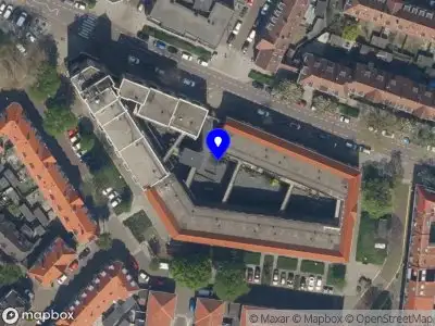 Ambulance met gepaste spoed naar de Nieuwe Maasstraat in Schiedam