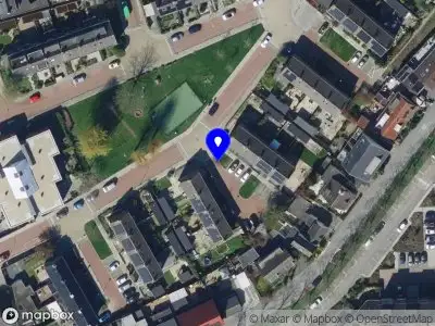 Ambulance met grote spoed naar de Reigerstraat in Rhoon