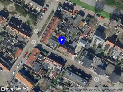 Ambulance met grote spoed naar de Prins Hendrikstraat in Hendrik-Ido-Ambacht