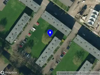 Brandweer met gepaste spoed naar de Westerveldsestraat in Arnhem vanwege waarnemen gaslucht