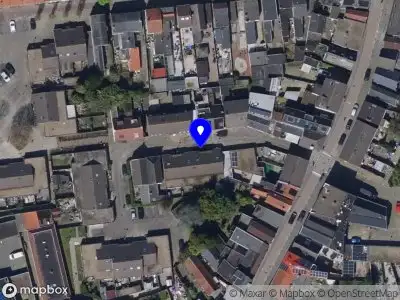 Brandweer met grote spoed naar de Eindstraat in Roosendaal vanwege stankoverlast