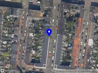 Ambulance met grote spoed naar de Van Marumstraat in Schiedam