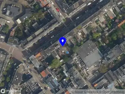 Politie met grote spoed naar de De Vriesstraat in Delft vanwege ongeval met letsel