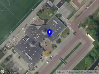 Ambulance met gepaste spoed naar de Roodemolenweg in Sassenheim