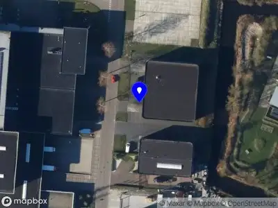 Ambulance met grote spoed naar de Koperslagersweg in Den Helder