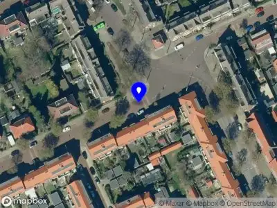 Brandweer met grote spoed naar de P.J. Troelstrastraat in Arnhem vanwege voertuigbrand