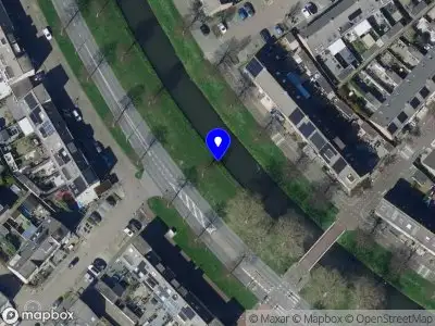 Brandweer met grote spoed naar de Trix Terwindtstraat in Spijkenisse vanwege waarnemen gaslucht