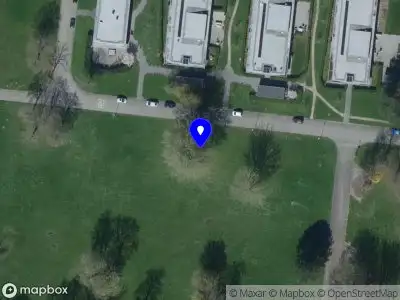 Ambulance met grote spoed naar de Delta Boulevard in Middelharnis