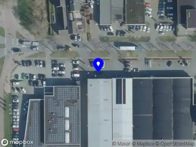 Brandweer met grote spoed naar de Parallelweg in Oss vanwege reanimatie