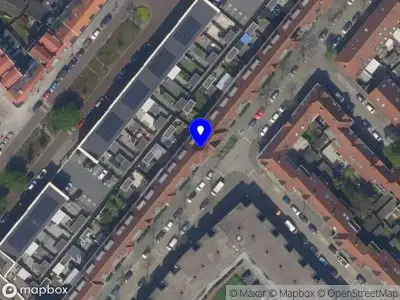 Ambulance met grote spoed naar de Asterstraat in Rotterdam