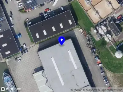 Ambulance met grote spoed naar de Uilenkade in Zwijndrecht