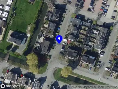 Ambulance met gepaste spoed naar de Vestdijkstraat in Oud-Beijerland