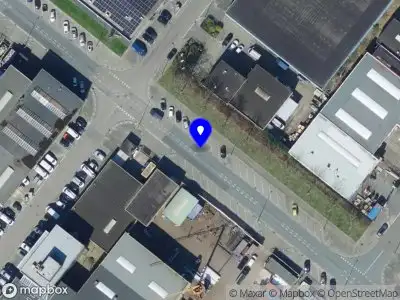 Politie naar de Oppermanstraat in Hoogvliet Rotterdam vanwege ongeval met letsel