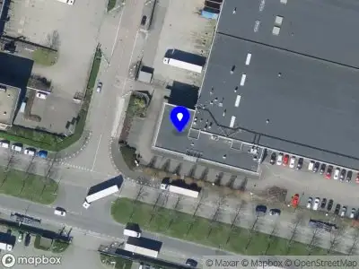 Ambulance met grote spoed naar de Marco Polostraat in Rotterdam-Albrandswaard