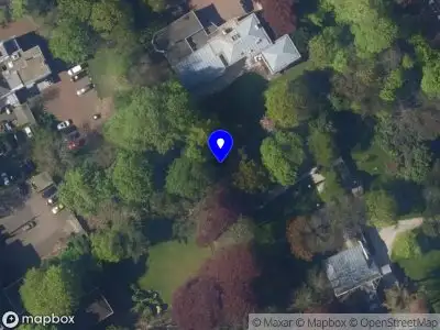 Brandweer met grote spoed naar de Burgemeester Marijnenlaan in 's-Gravenhage vanwege middelgrote brand