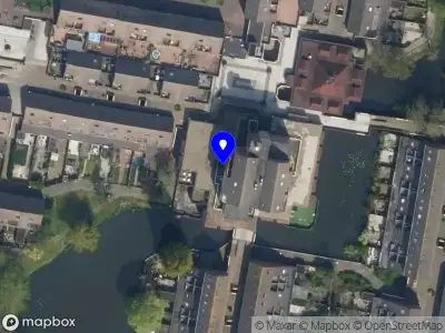 Brandweer met gepaste spoed naar de Boomkensdiep in Capelle aan den IJssel