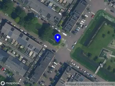 Ambulance met grote spoed naar de Marksingel in Amsterdam