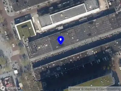 Ambulance met grote spoed naar de Korte Lijnbaan in Rotterdam