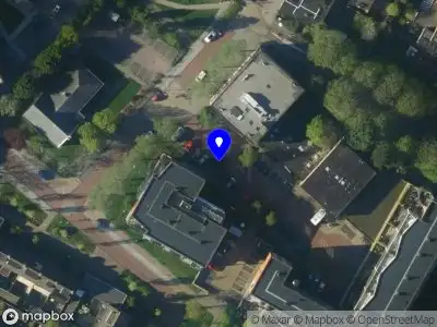 Ambulance met gepaste spoed naar de De Vliegerstraat in Alkmaar