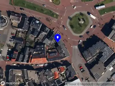 Politie met grote spoed naar de Oldambtplein in Winschoten vanwege ongeval met letsel