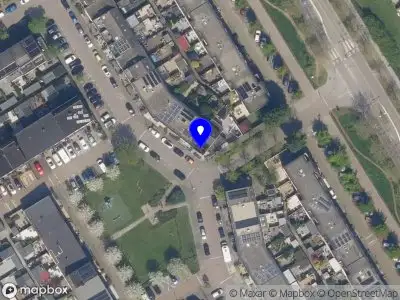 Ambulance met gepaste spoed naar de De Vlinderhoven in Schiedam