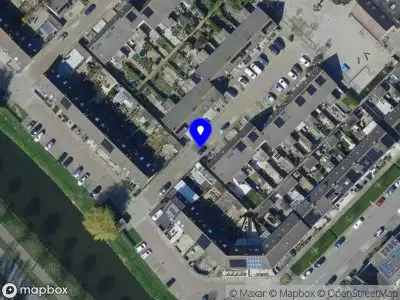 Ambulance met grote spoed naar de Weserstraat in Spijkenisse