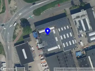 Ambulance met gepaste spoed naar de Noorder IJ- en Zeeweg in Zaandam
