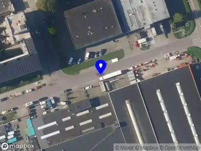 Ambulance met grote spoed naar de Nijverheidsweg in Alphen aan den Rijn