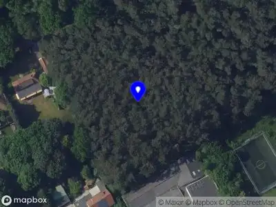 Ambulance met grote spoed naar de Grensstraat in Putte vanwege waarnemen gaslucht