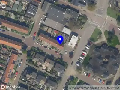 112 melding Ambulance met grote spoed naar de Wethouder van Heldenstraat in Rozenburg