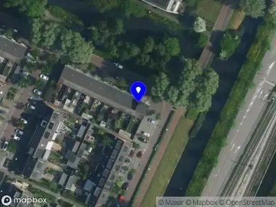 Ambulance met grote spoed naar de Willem Elsschotlaan in Amstelveen