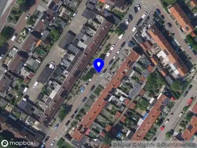 Ambulance met gepaste spoed naar de Papaverstraat in Alblasserdam