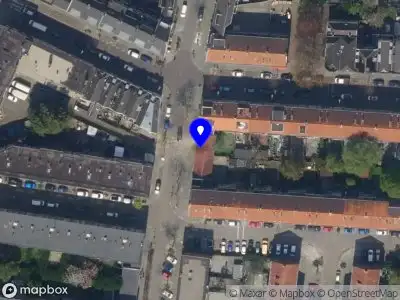 Ambulance met grote spoed naar de Eksterstraat in Rotterdam