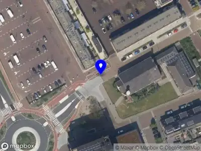 Ambulance met gepaste spoed naar de Rotterdamseweg in Vlaardingen