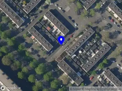Ambulance met gepaste spoed naar de Anna Boleyndreef in Utrecht vanwege afhijsen patient