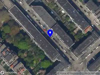 Ambulance met gepaste spoed naar de Korenaarstraat in Rotterdam
