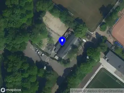 Ambulance met gepaste spoed naar de Perenpad in Amsterdam