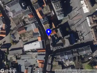 Politie met grote spoed naar de Tholensstraat in Terneuzen vanwege steekincident