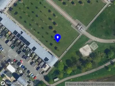 Ambulance met gepaste spoed naar de Remmersteinpark in Nieuw-Vennep